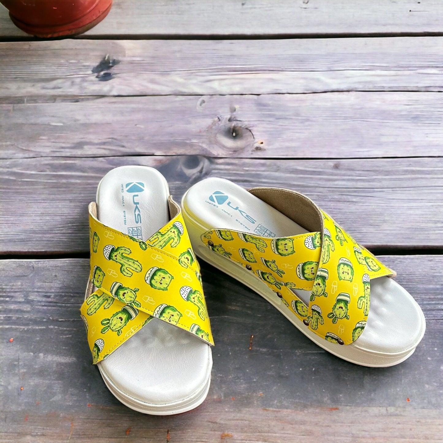 Cactus Pattern Cross Band Air Clogx Leather Slippers Clogs Sandals